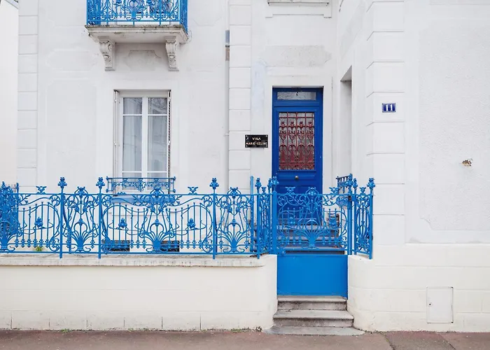 F2 Un Dimanche A Vichy Villa Marie Celine